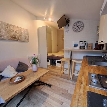 Joli Studio Au Calme Dans Un Jardin Privatif Уистреам Экстерьер фото